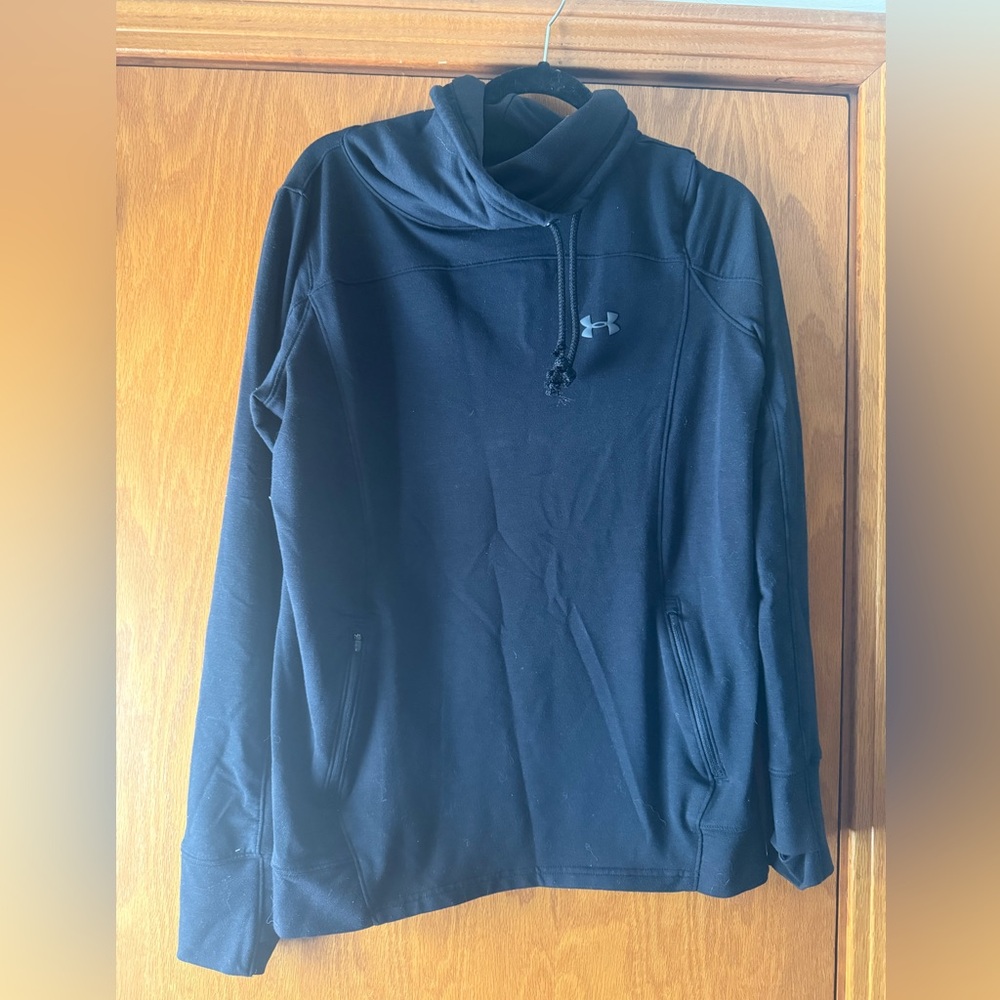 Under armour women’s cowl knee hoodie